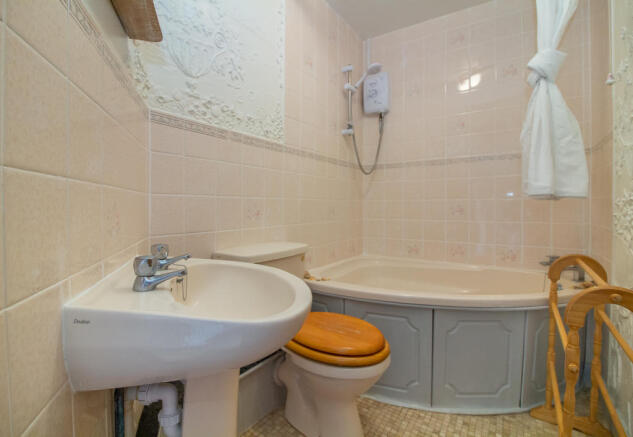 Photo 11