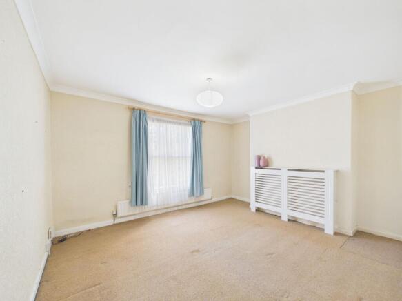 4 bed Semi-Detached for sale Image 10