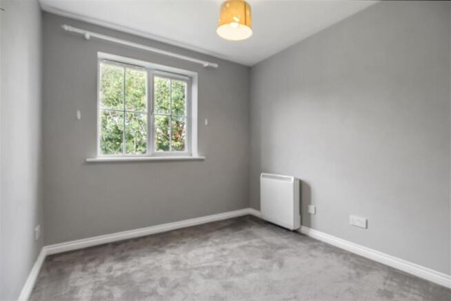 4 bed Detached for sale Image 11