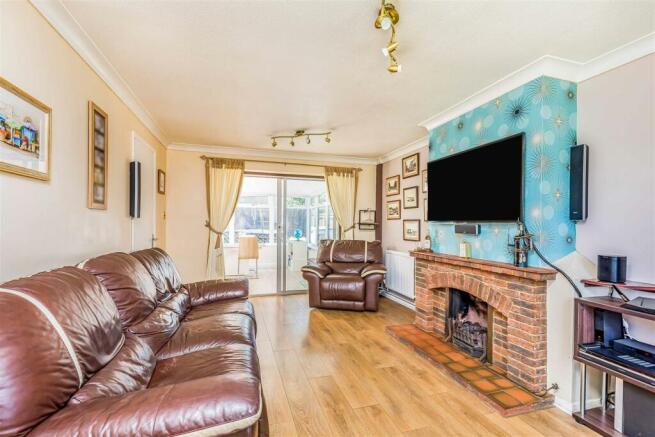 15 Paddock End, Denmead-Small-PorticoMarketing-Nex