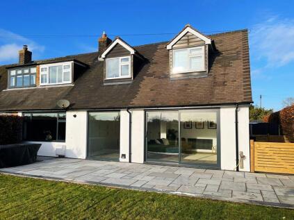 Holly Mount, Shavington