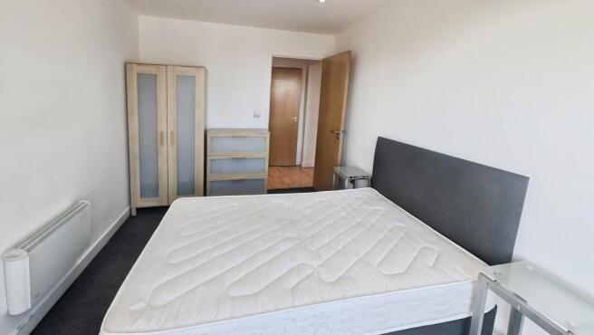 1 bed Flat to rent Image 4