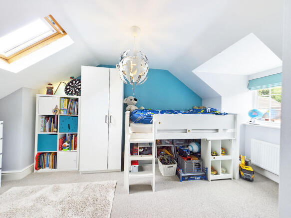 Photo 11