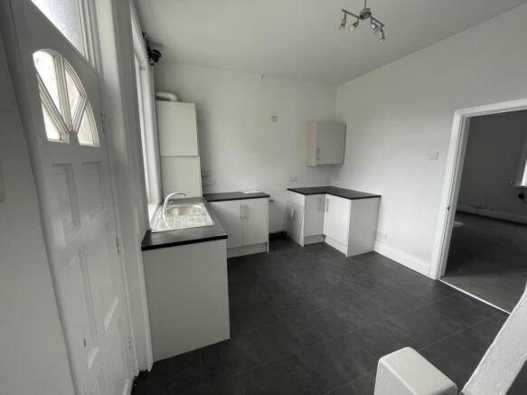 2 bed Terraced for sale Image 7