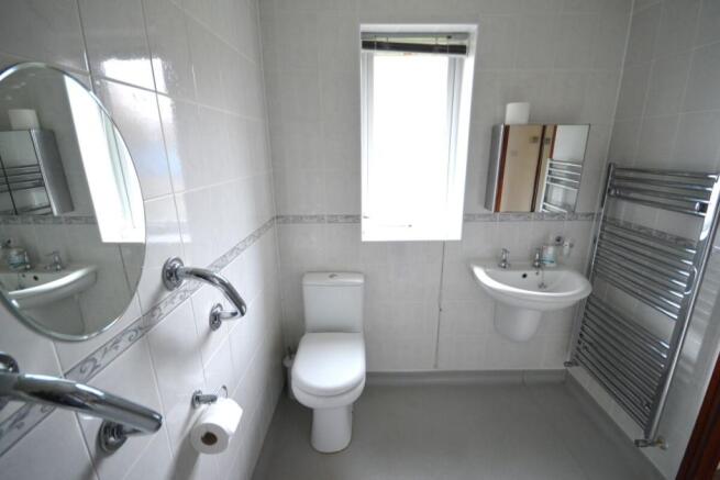 Shower Room / WC