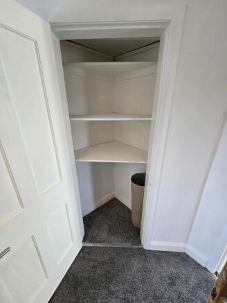 Main bed storage