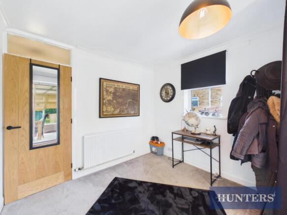 3 bed Semi-Detached Bungalow for sale Image 9