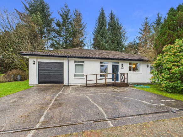 CAM03481G0-PR0130-STILL018