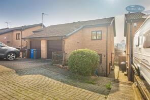 61, Smithy Carr Avenue, Sheffield S35 2ZQ