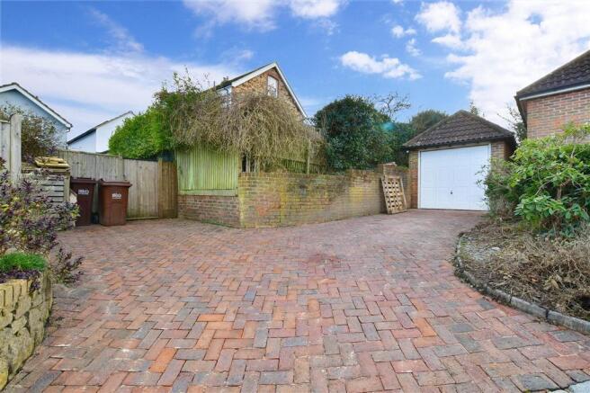 Driveway/Parking
