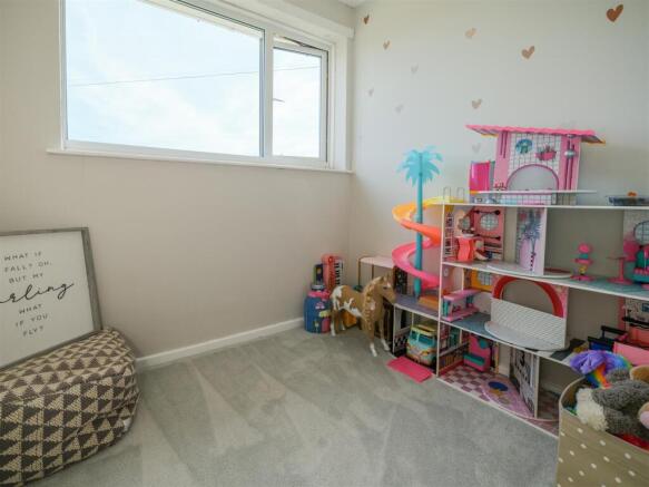 BEDROOM 3
