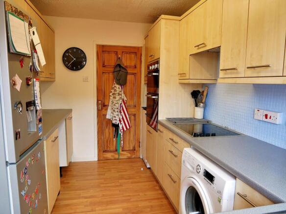 Photo 8
