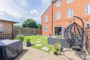 33, Abbey Field View, Colchester CO2 7US