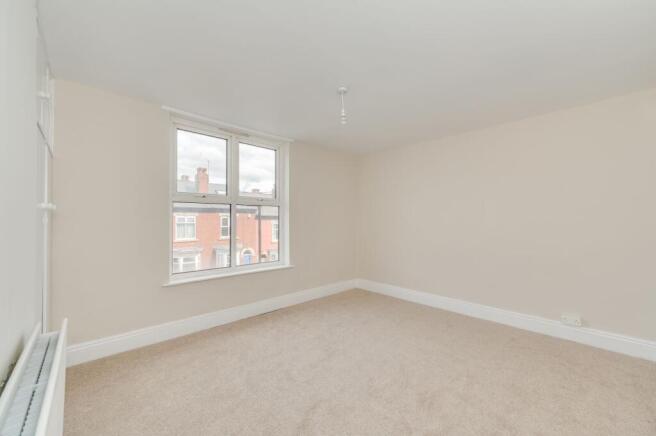 3 bed Terraced for sale Image 10