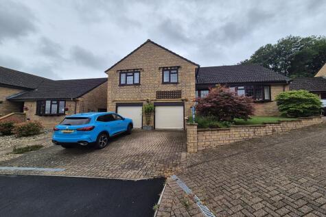 Fox Meadows, Crewkerne, TA18