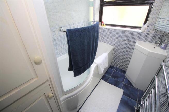 bathroom.JPG