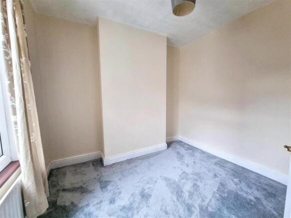 2 bed Terraced for sale Image 4
