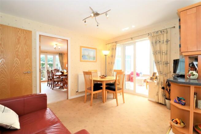 breakfast room