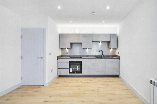 1 bed Apartment to rent Image 8
