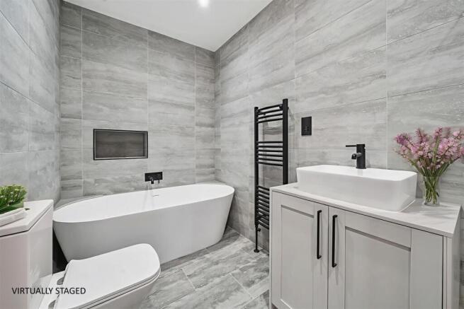 Main bathroom