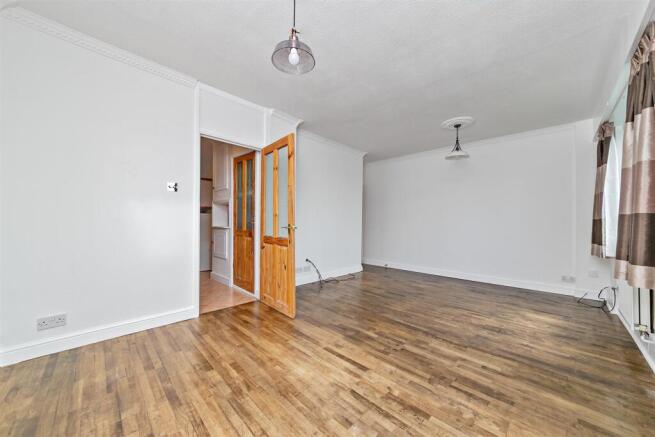 23MalvernClose-13.jpg