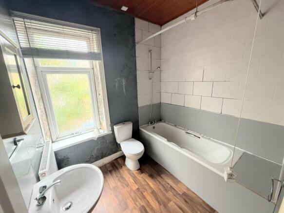 2 bed Terraced for sale Image 12