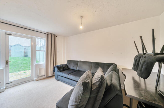 Sitting/ Dining Room