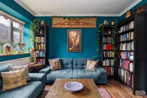 Lawson Court, Finsbury Park, N4