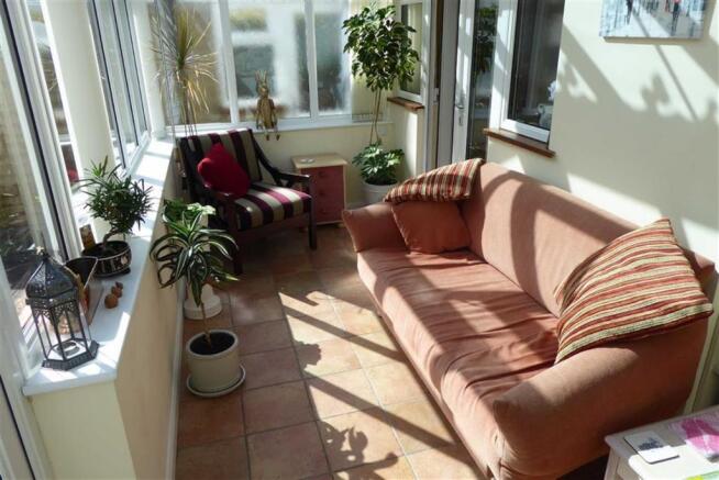 FAMILY AREA/CONSERVATORY