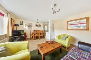 Flat 2, 36 Leonard House, Stanley Road, South Woodford, London E18 2NS