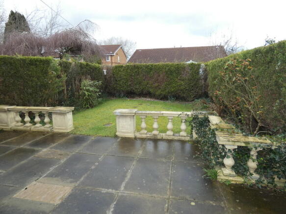 Photo 10