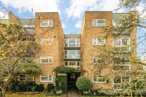Flat 15, Brackendale, Gloucester Road, Kingston Upon Thames KT1 3RL