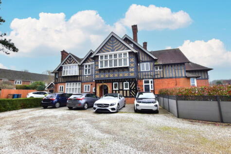 Gordon Avenue, Stanmore, Greater London, HA7 3QN