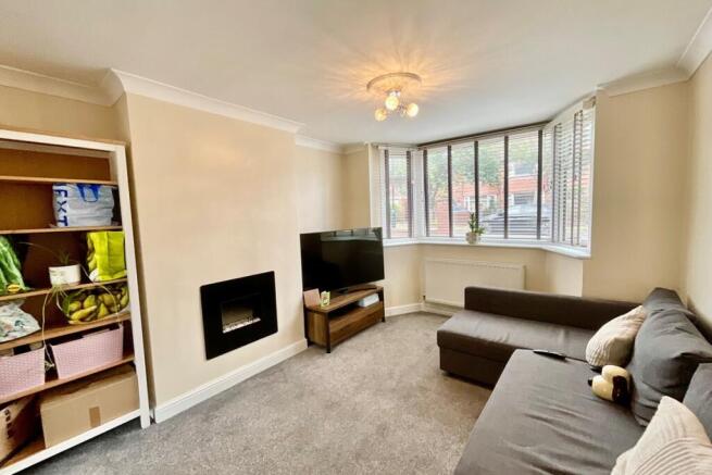 3 bed Semi-Detached for sale Image 6