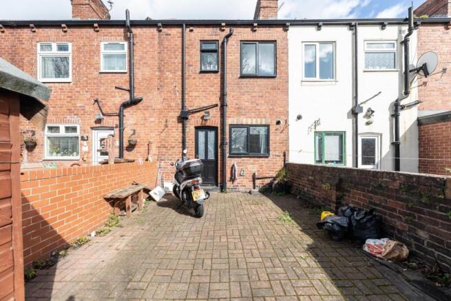 2 bed Terraced for sale Image 12