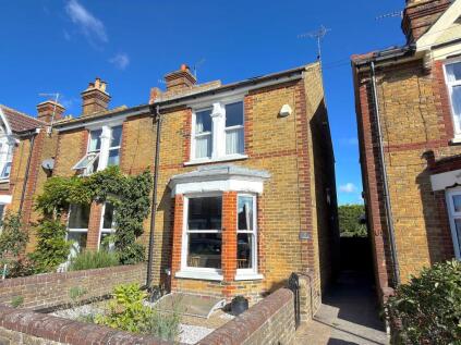 Athelstan Road, Faversham, ME13