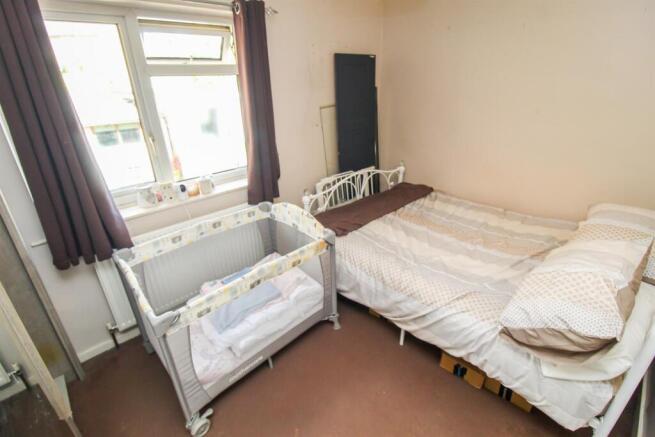2 bed Terraced for sale Image 6