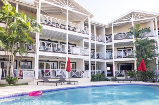Lantana Resort