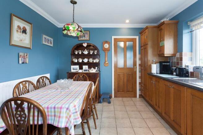 BREAKFAST KITCHEN