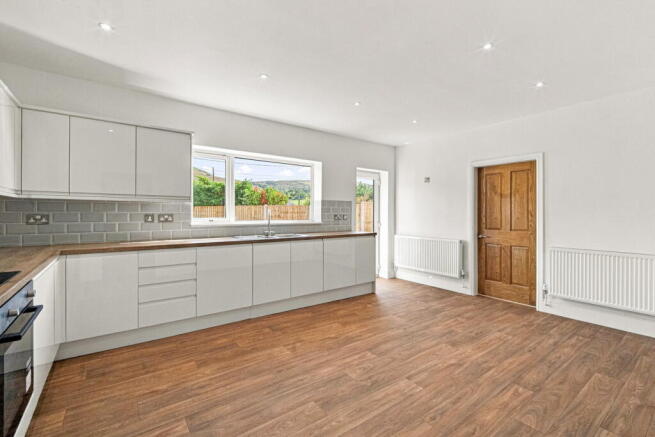 Waen, Bodfari, Denbigh, LL16 4BT photo 5