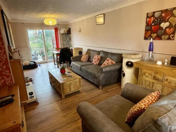 Living/Dining Room