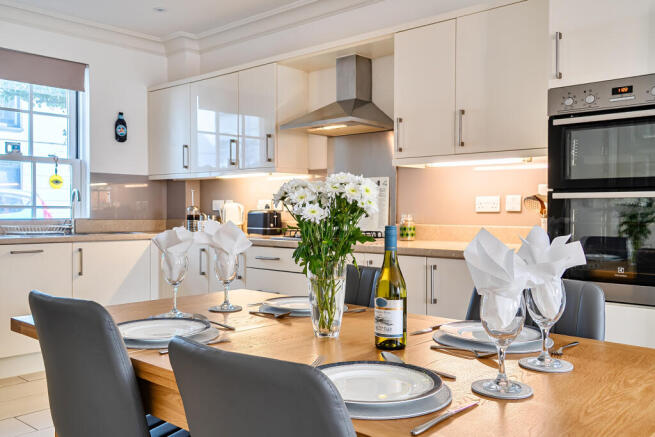Open Plan Kitchen/Dining