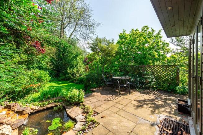 Patio & Summerhouse