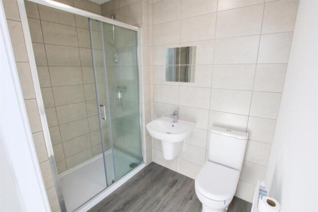 3 bed Semi-Detached to rent Image 12