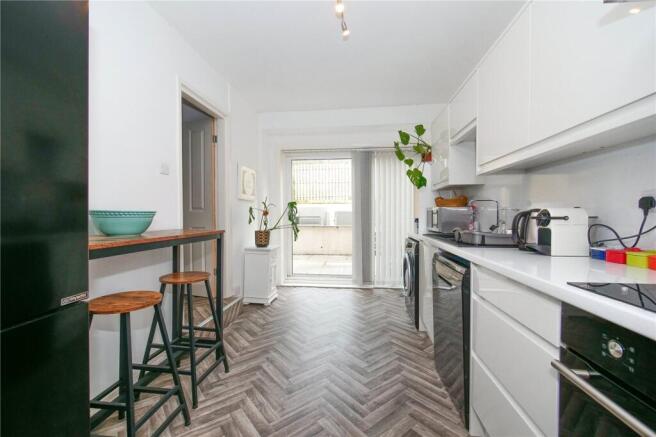 3 bed Terraced for sale Image 11
