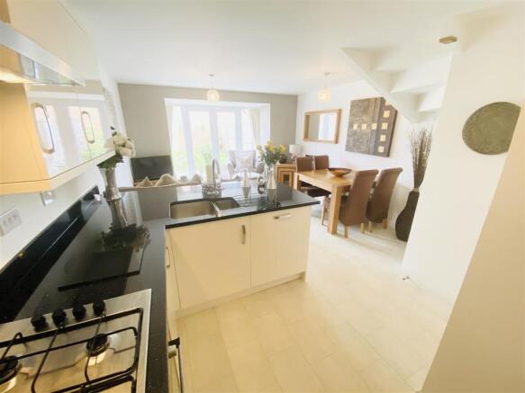 Kitchen / Diner / Family Room