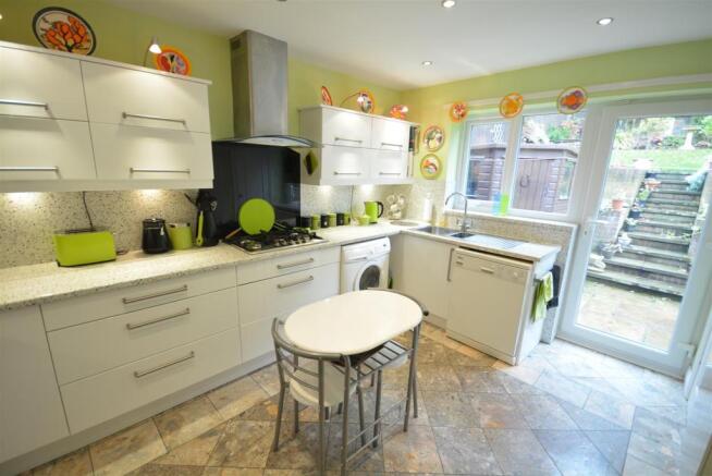 Kitchen/ Breakfast R