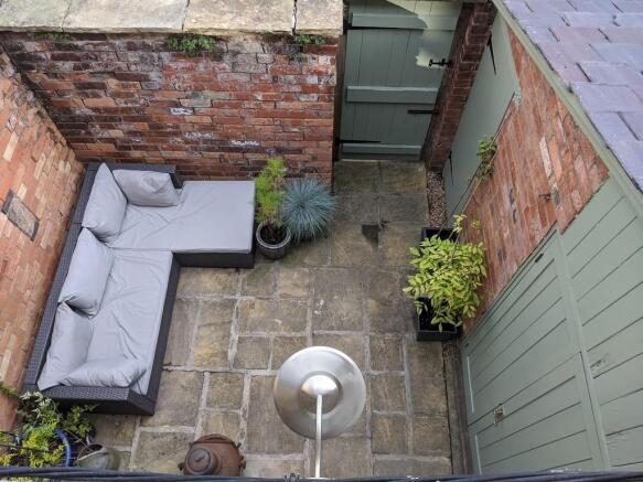 Photo 12