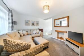 4, Gladstone Street, Hadfield, Glossop SK13 2AF