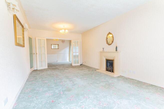 3 bed Bungalow for sale Image 4